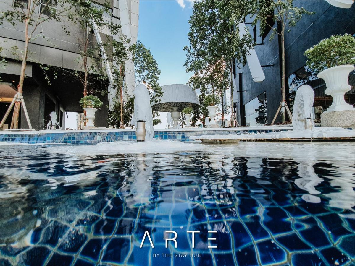 Apartemen Arte Mont Kiara Luxury With Heated Jacuzzi Pods - Free Parking - Next To Mitec- By The Hub