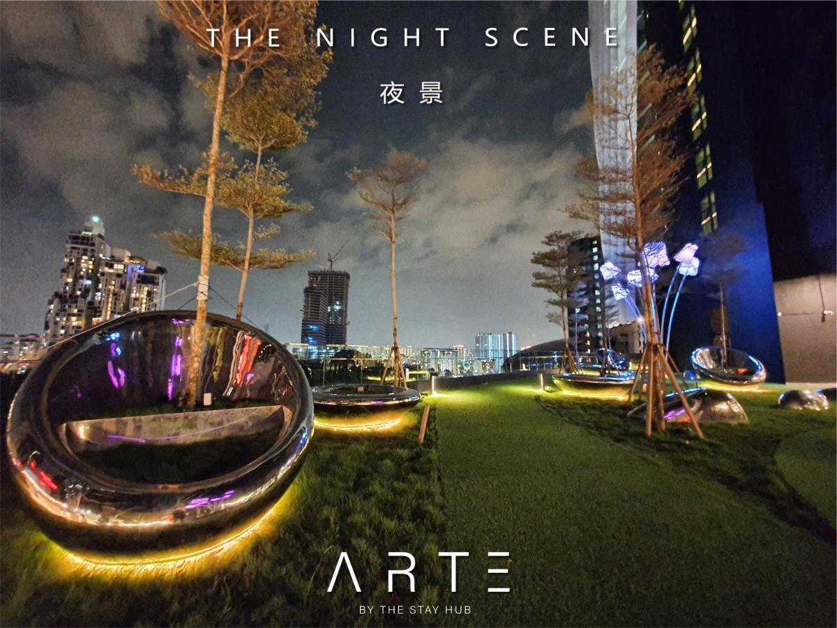 Arte Mont Kiara Luxury With Heated Jacuzzi Pods - Free Parking - Next To Mitec- By The Hub Kuala Lumpur