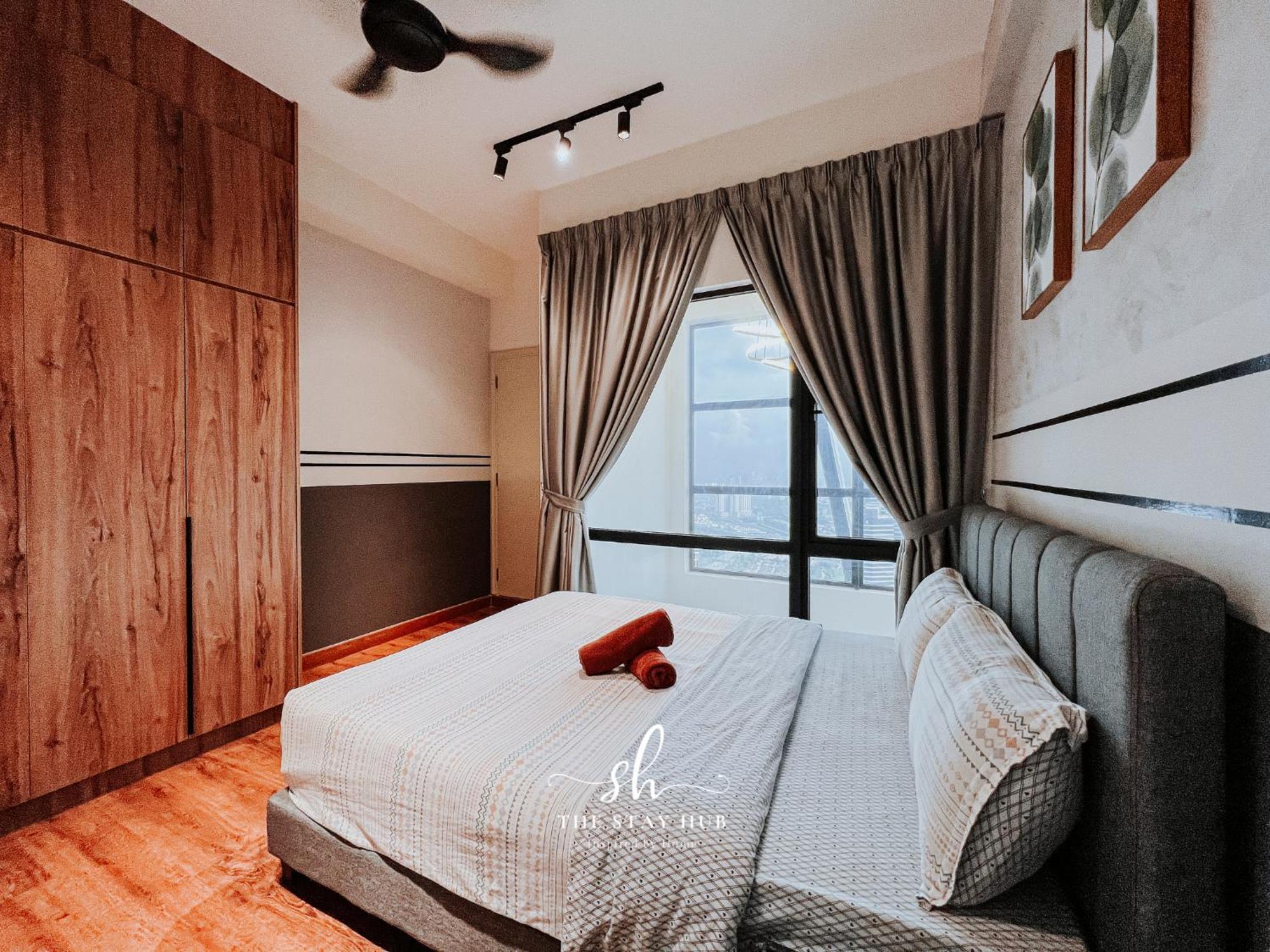 Apartemen Arte Mont Kiara Luxury With Heated Jacuzzi Pods - Free Parking - Next To Mitec- By The Hub